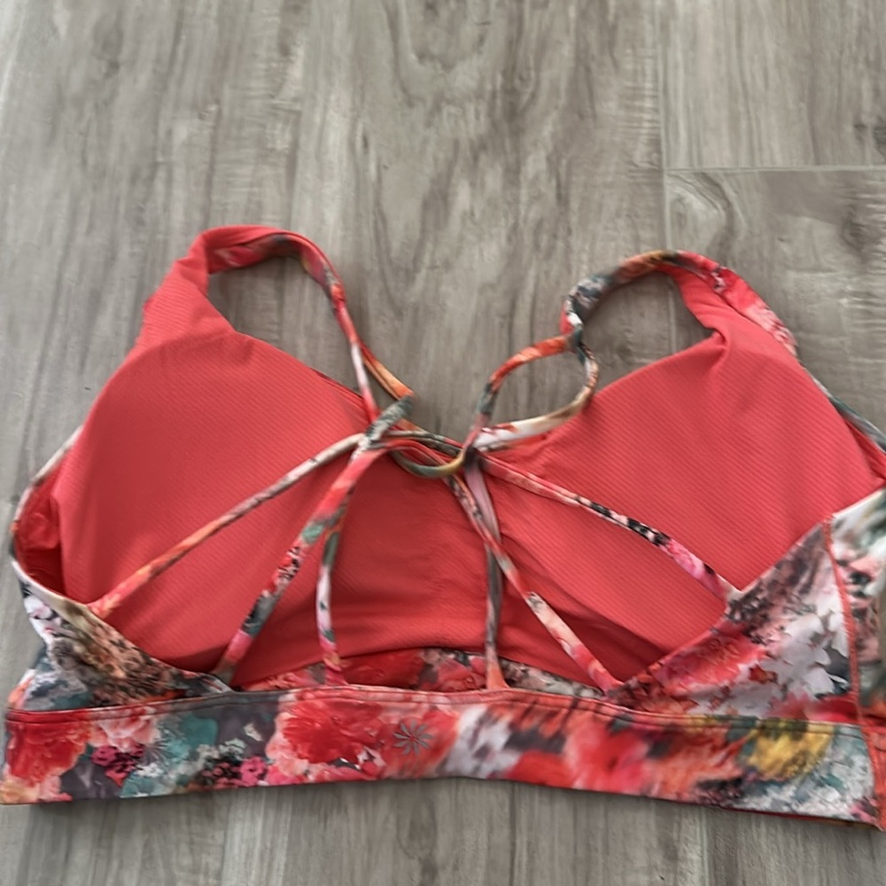 Athleta women’s sports bra - Picture 2 of 2